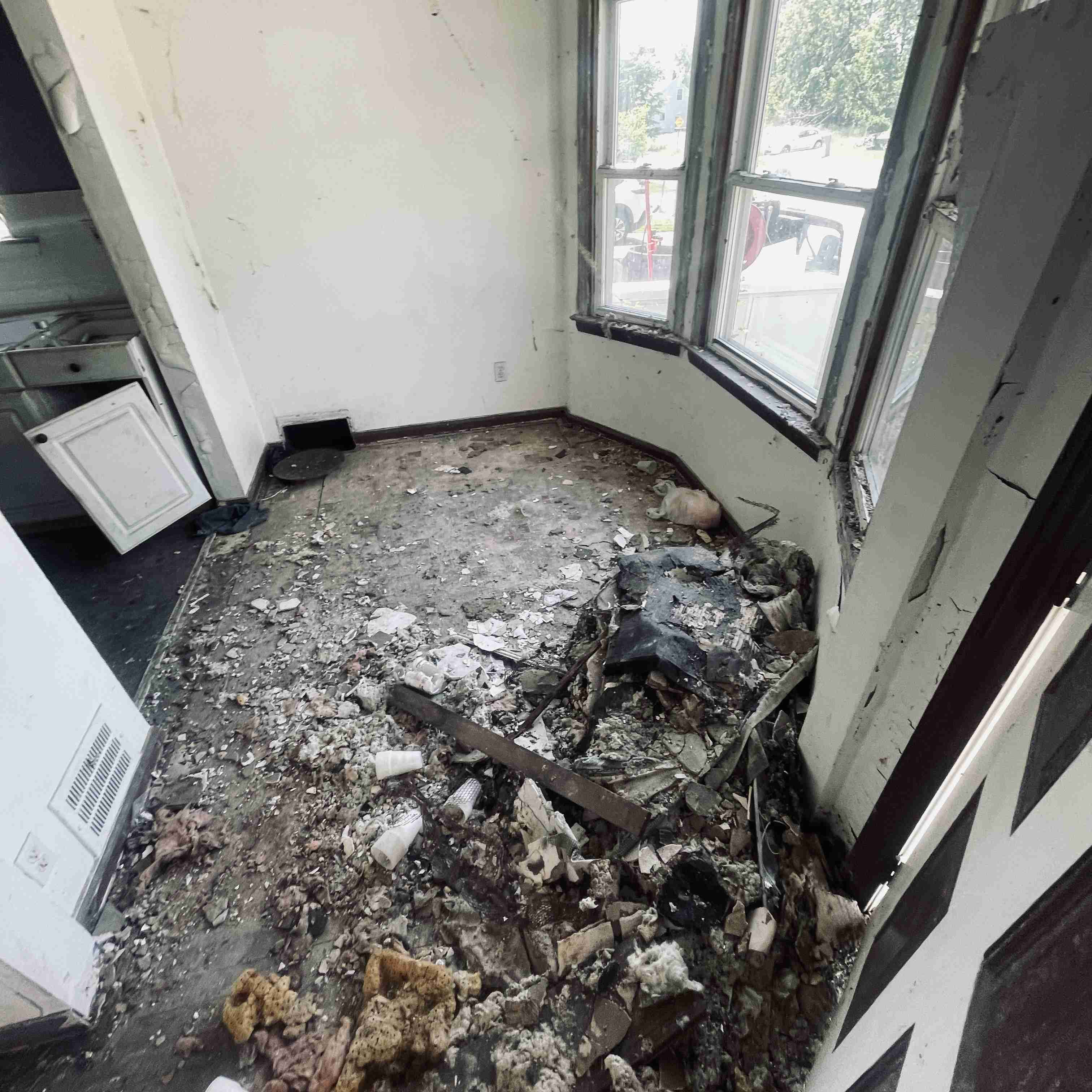 11706 Auburn (22).jpg